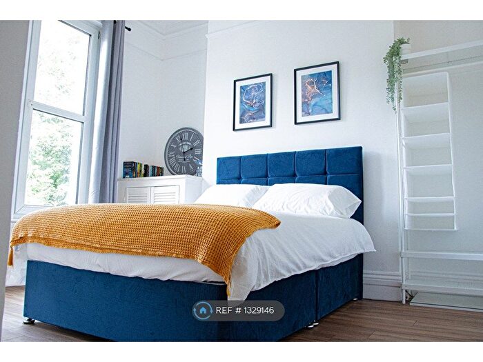 1 Bedroom Flat To Rent In Folkestone Road, Dover, CT17