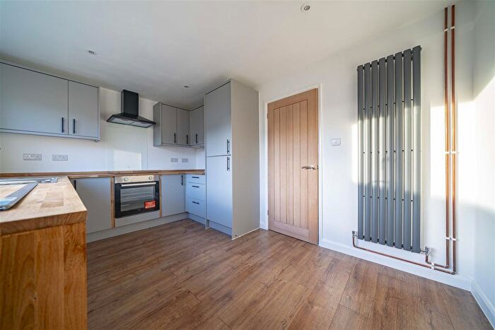 3 Bedroom Terraced House For Sale In Greenways, Portland, DT5