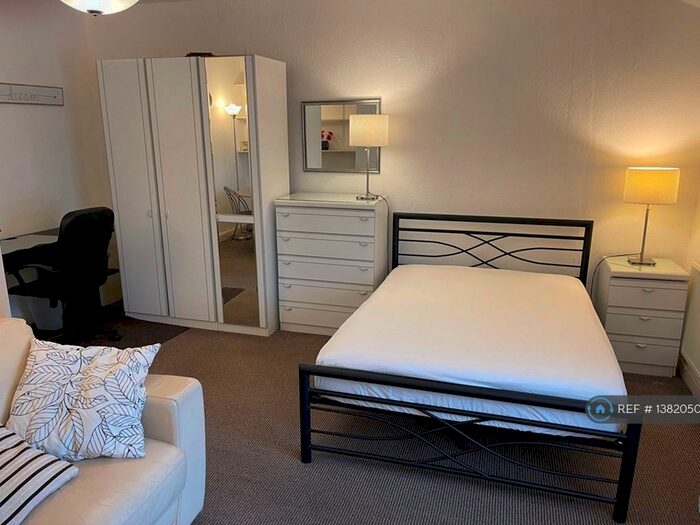 1 Bedroom Flat To Rent In Peel Street, Liverpool, L8