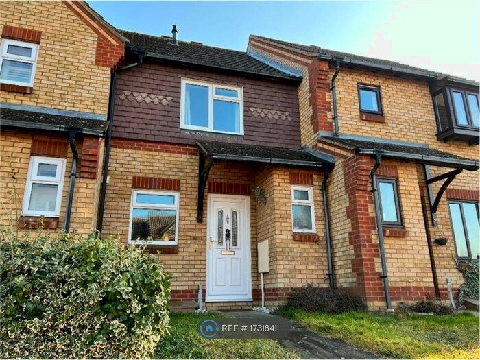 2 Bedroom Terraced House To Rent In Clover Avenue, Bedford, MK41