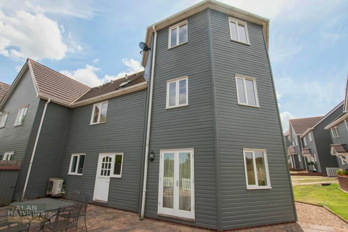 4 Bedroom Terraced House To Rent In Vastern, Royal Wootton Bassett, Swindon, SN4