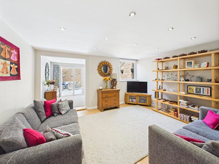 3 Bedroom Terraced House For Sale In Ellison Close, Windsor, Berkshire, SL4