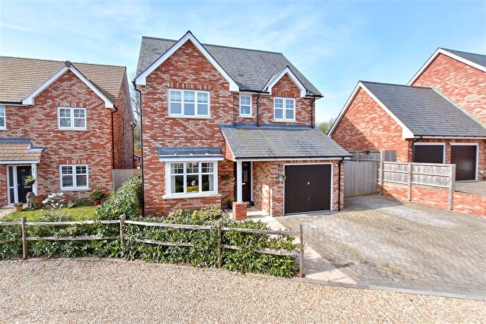 4 Bedroom Detached House For Sale In Hollybush Close, Ryde, Isle Of Wight, PO33