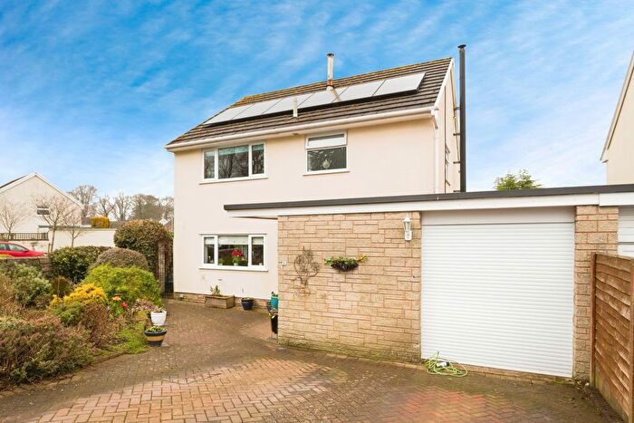 4 Bedroom Detached House For Sale In Pen Y Coed, Nannerch, Mold, Flintshire, CH7