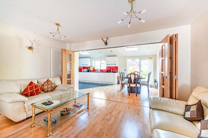 5 Bedroom Terraced House For Sale In Sudbury Avenue, Wembley, HA0