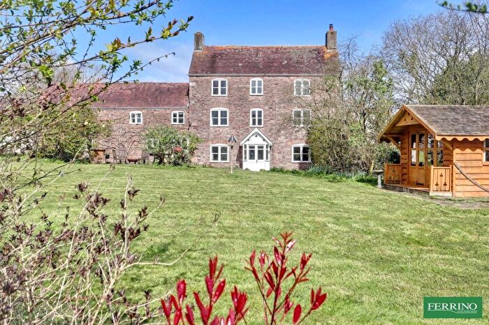 5 Bedroom Detached House For Sale In With Bed Annex, Elton Lane, Elton, Newnham, Gloucestershire., GL14