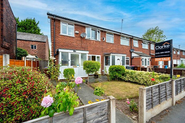 3 Bedroom End Of Terrace House For Sale In Victoria Street, Boothstown, Worsley, M28