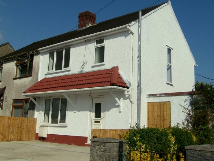 3 Bedroom Semi-Detached House To Rent In Plas Road, Pontardawe, Swansea., SA8