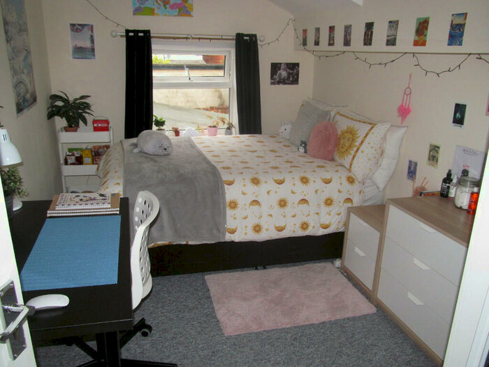 6 Bedroom Terraced House To Rent In De Beauvoir Road, Reading, Berkshire, RG1