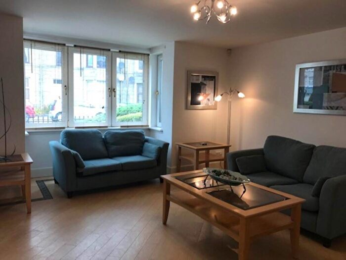 2 Bedroom Flat To Rent In Union Grove, Aberdeen, AB10