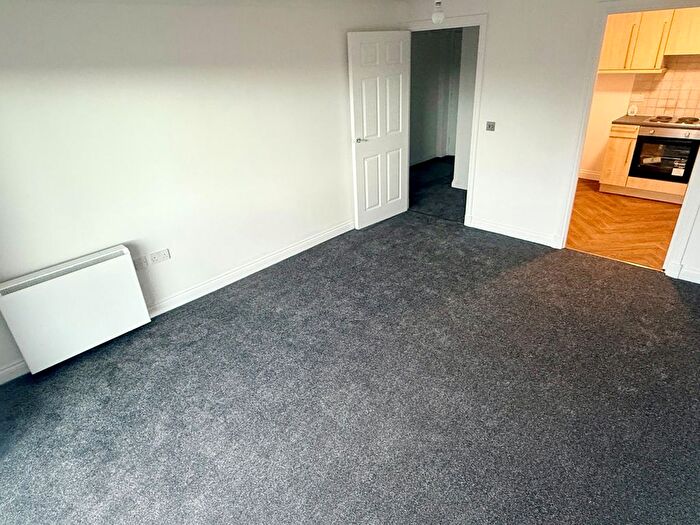 1 Bedroom Flat To Rent In Mountbatten Close, Ashton-On-Ribble, Preston, Lancashire, PR2