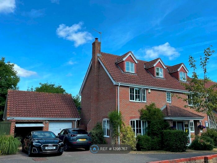 5 Bedroom Detached House To Rent In Elm Close, Little Melton, Norwich, NR9