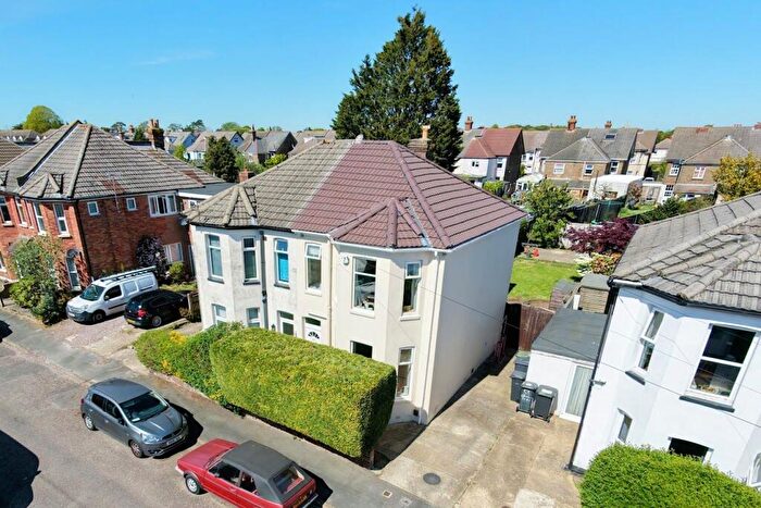 3 Bedroom Semi-Detached House For Sale In Capstone Road, Bournemouth, BH8