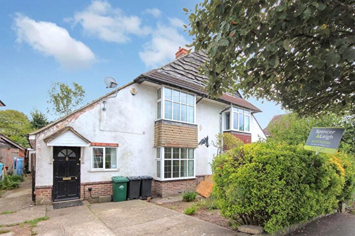 4 Bedroom Semi-Detached House To Rent In Mackie Avenue, Patcham, Brighton, BN1