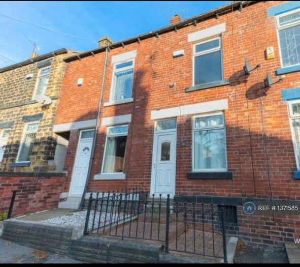 3 Bedroom Terraced House To Rent In Minto Road, Sheffield, S6