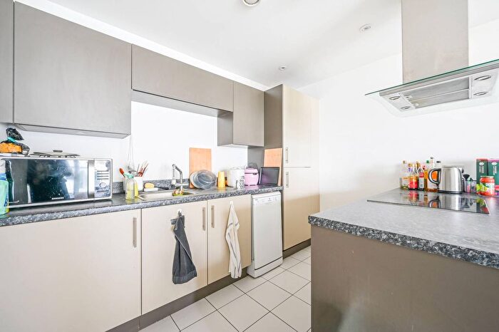 2 Bedroom Flat For Sale In Celestial House, Poplar, London, E14