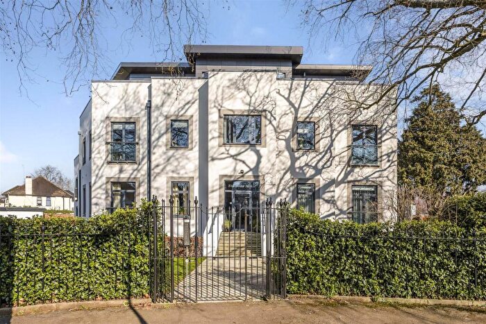 2 Bedroom Apartment For Sale In Pittville Crescent, Cheltenham, GL52