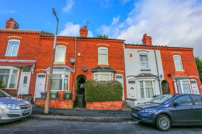 3 Bedroom Terraced House To Rent In Parkhill Road, Smethwick, West Midlands, B67