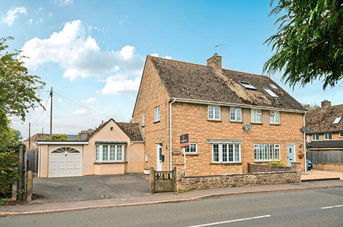 4 Bedroom Semi-Detached House For Sale In North Street, Aston, Bampton, OX18