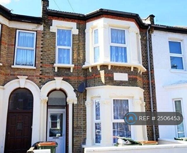 2 Bedroom Flat To Rent In Spencer Road, London, E6