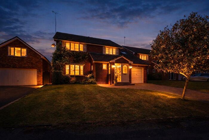 4 Bedroom Detached House For Sale In Beconsfield Close, Dorridge, Solihull, B93