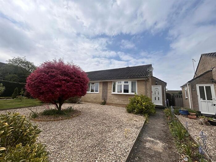 2 Bedroom House For Sale In Springfield Road, Wincanton, BA9