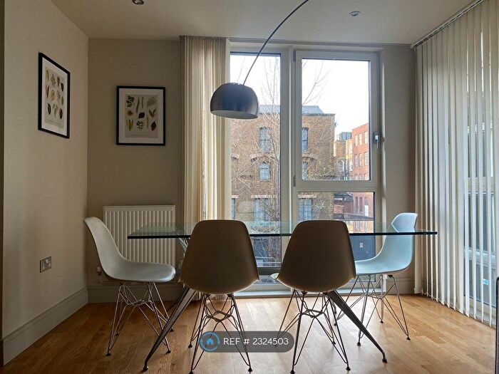 1 Bedroom Flat To Rent In The Crescent, London, SE8