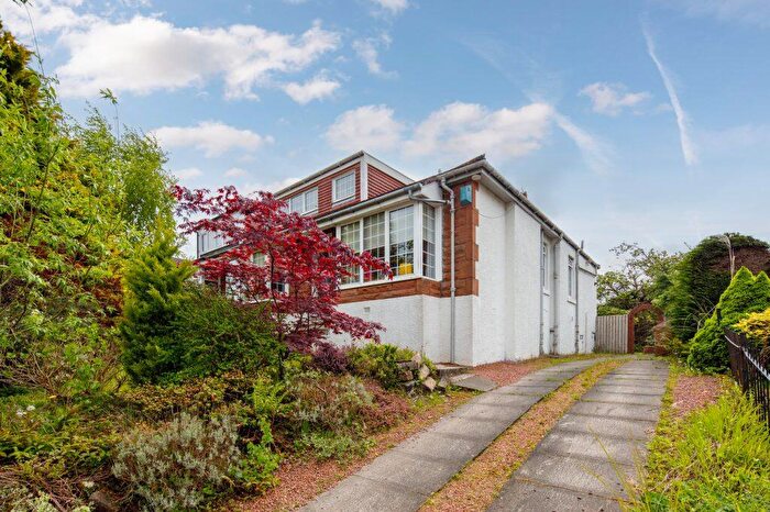 4 Bedroom Semi-Detached Bungalow For Sale In Ravenstone Drive, Giffnock, G46
