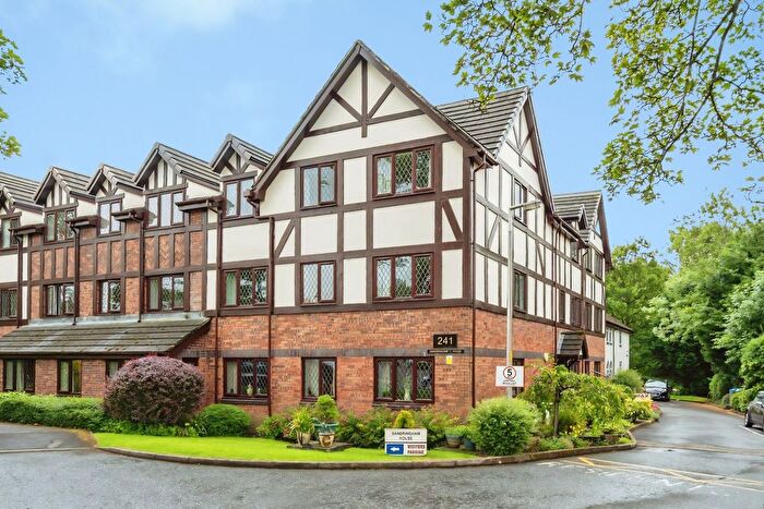 2 Bedroom Flat For Sale In Stockport Road, Marple, Stockport, Greater Manchester, SK6