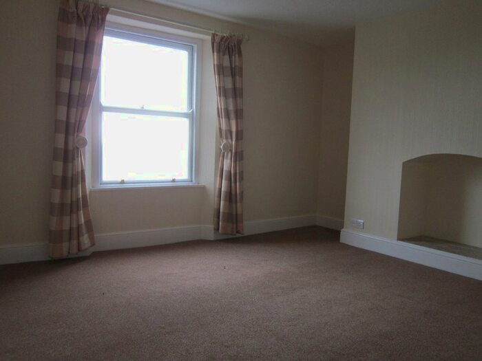 1 Bedroom Flat To Rent In Westcliffe Terrace, Seaton, EX12
