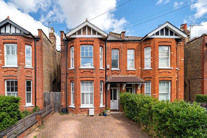 3 Bedroom Flat For Sale In Haydon Park Road, Wimbledon, SW19