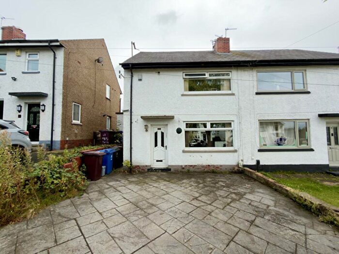 2 Bedroom Semi-Detached House For Sale In Tedder Avenue, Burnley, BB12