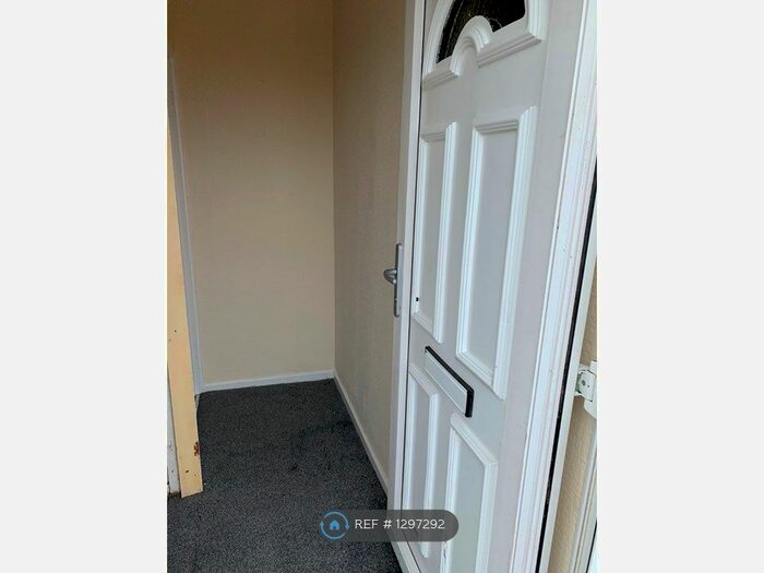 1 Bedroom Flat To Rent In Holystone Avenue, Blyth NE24
