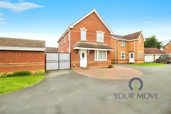 4 Bedroom Detached House For Sale In Violet Close, Bedford, Bedfordshire, MK42