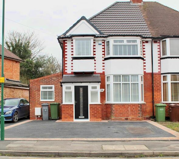 3 Bedroom Semi-Detached House To Rent In Moreton Road, Shirley, Solihull, B90