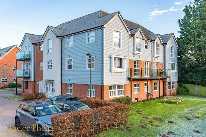 2 Bedroom Apartment For Sale In Rosa Cooper Ct, Plaxton Way, Ware, SG12