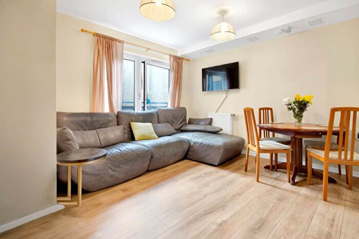 1 Bedroom Flat For Sale In London Road, Croydon, CR0
