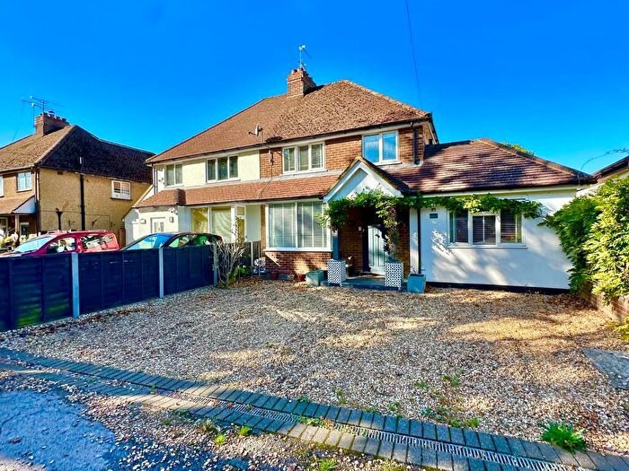 4 Bedroom Semi Detached House To Rent In Frimley Road, Ash Vale, GU12
