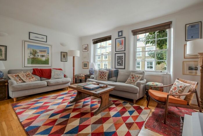 2 Bedroom Flat To Rent In Almeida Street, London, N1