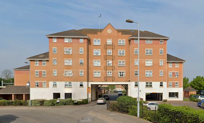 1 Bedroom Flat To Rent In Pickfords Gardens, Slough, Berkshire, SL1