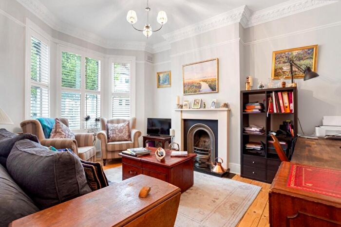 4 Bedroom Terraced House For Sale In Belgrade Road, London, N16