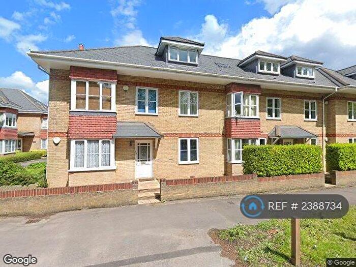2 Bedroom Flat To Rent In London Road, Ascot, SL5