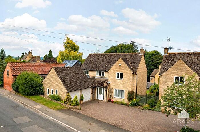 4 Bedroom Detached House For Sale In Gretton, Cheltenham, GL54