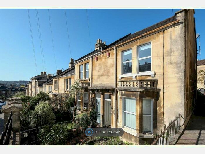 3 Bedroom End Of Terrace House To Rent In Portland Terrace, Bath, BA1