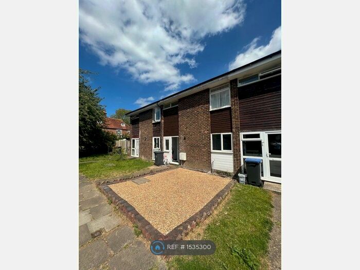 1 Bedroom Property To Rent In Kemsing Gardens, Canterbury, CT2