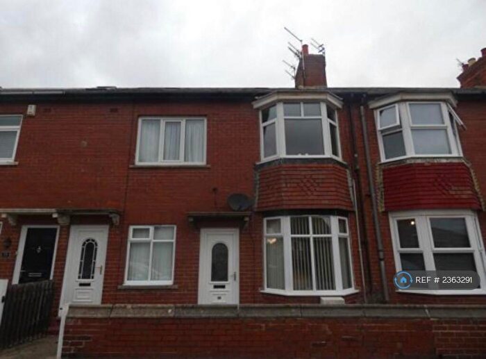 2 Bedroom Flat To Rent In Carlton Terrace, Blyth, NE24