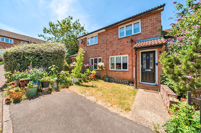 2 Bedroom Terraced House For Sale In Fitzjohn Close, Guildford, Surrey, GU4