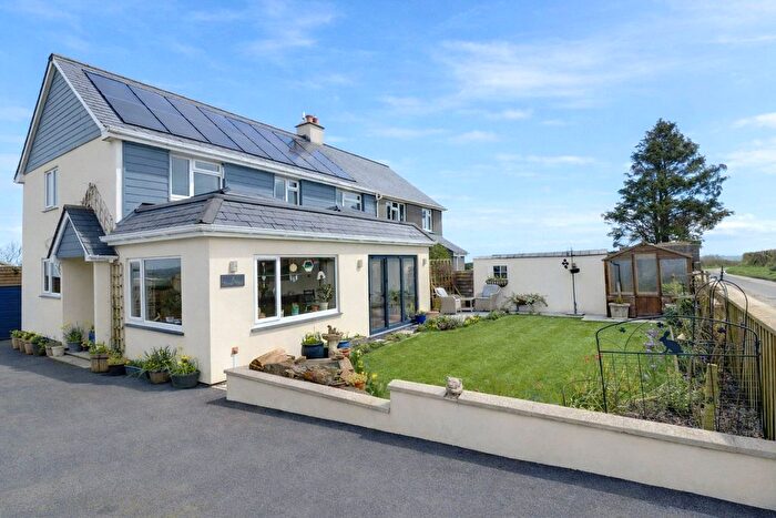 4 Bedroom Semi-detached House For Sale In Tower View, Buckland Brewer, Bideford, Devon, EX39