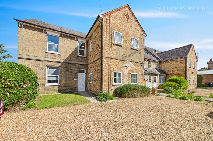 1 Bedroom Apartment For Sale In Ware Road, St. Neots, Cambridgeshire, PE19