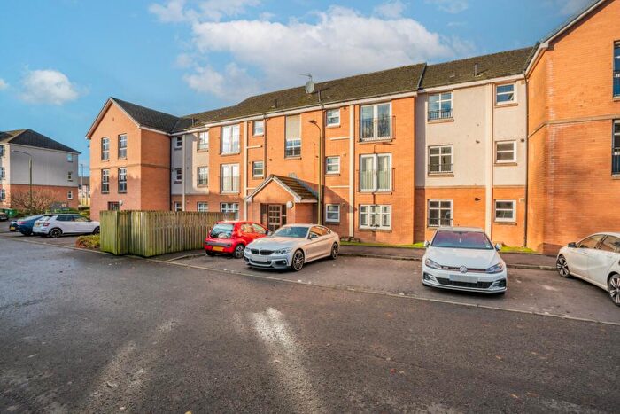 2 Bedroom Flat To Rent In Flat Park Place, Denny, Stirlingshire, FK6